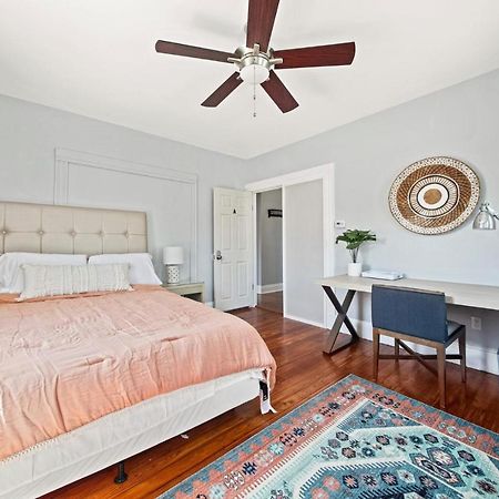 Cozy Up In 5Br Apt Near Charming Oak Square Boston Exterior foto